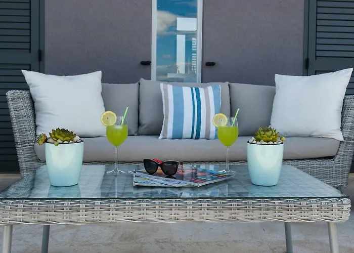 R&b Villa