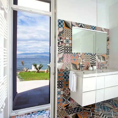 R&b Villa Sutivan