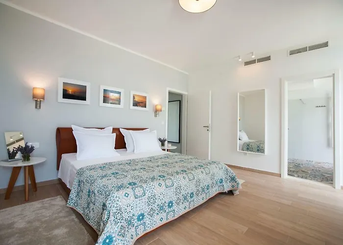 R&b Villa Sutivan