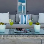 R&b Villa